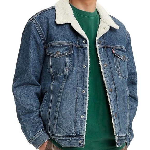 Levi's Other - Levi's Men's Sherpa Trucker Jacket